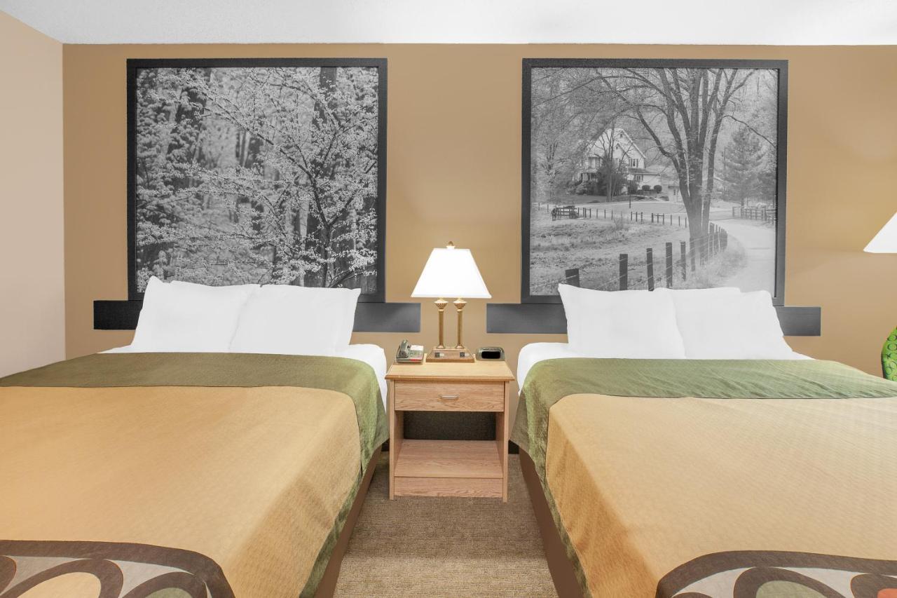 Double Room with Two Double Beds - Non-Smoking at Super 8 by Wyndham Seville
