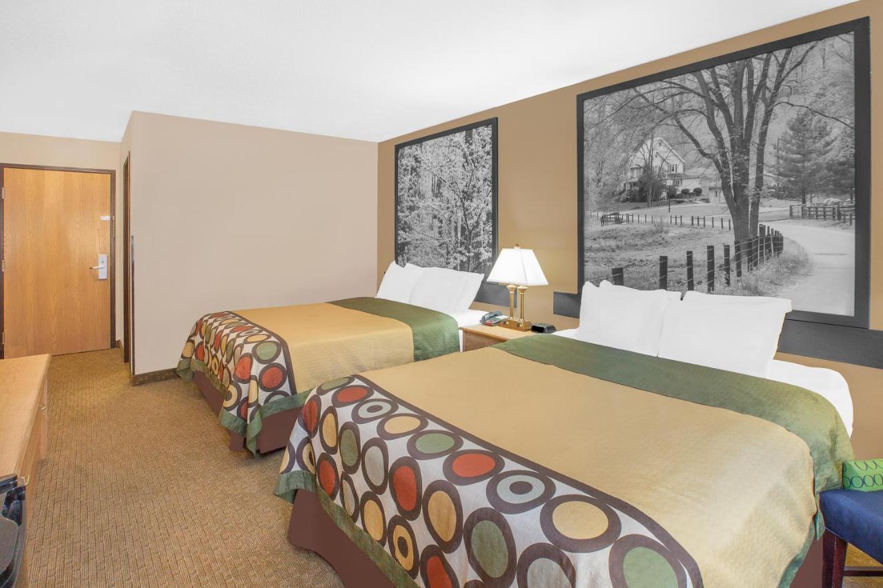 Double Room with Two Double Beds - Non-Smoking at Super 8 by Wyndham Seville