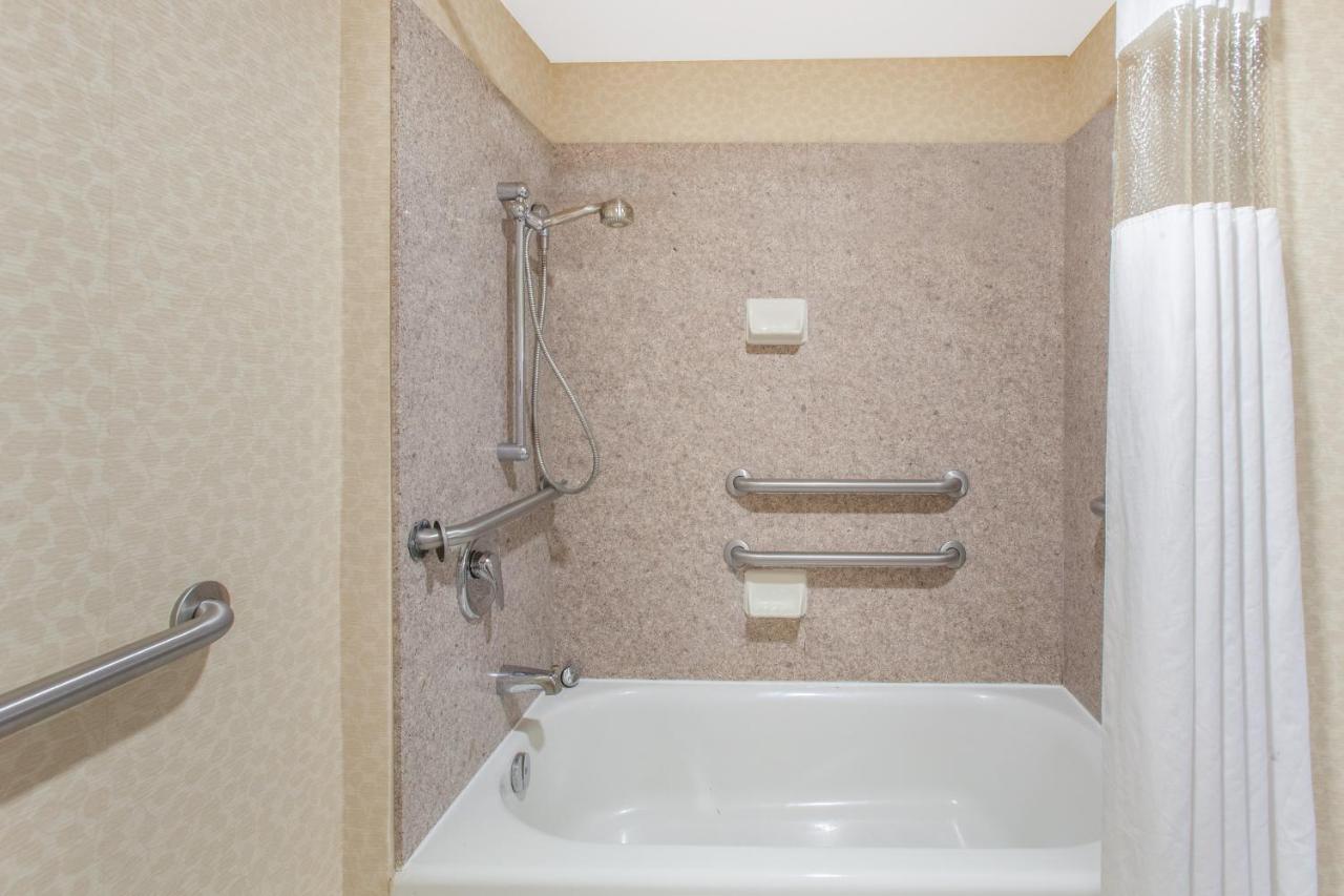 King Room - Disability Access - Non-Smoking at Hawthorn Suites by Wyndham Midwest City Tinker AFB