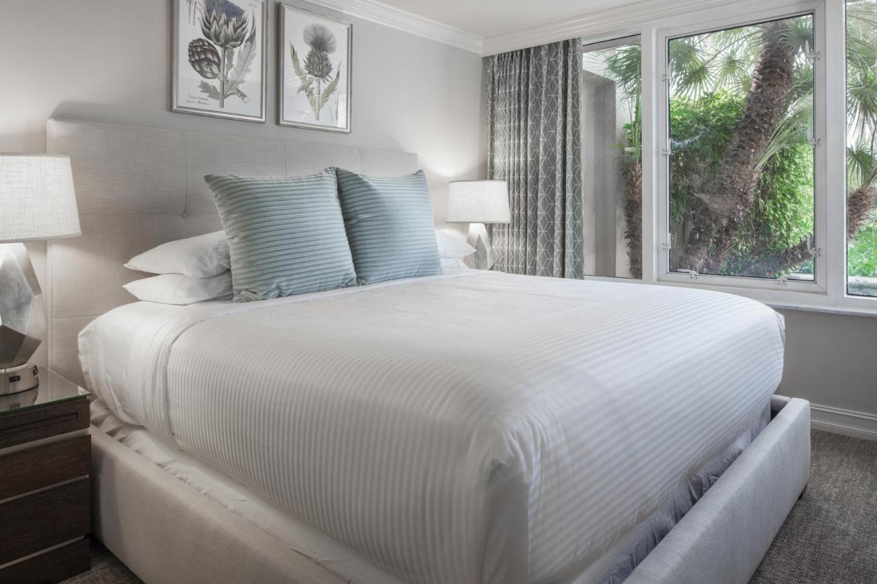 One-Bedroom Suite with Garden View at Marco Beach Ocean Resort