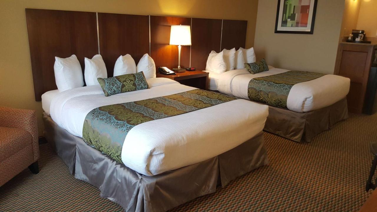 Queen Room with Two Queen Beds - Non-Smoking at Best Western Plus Airport Inn & Suites