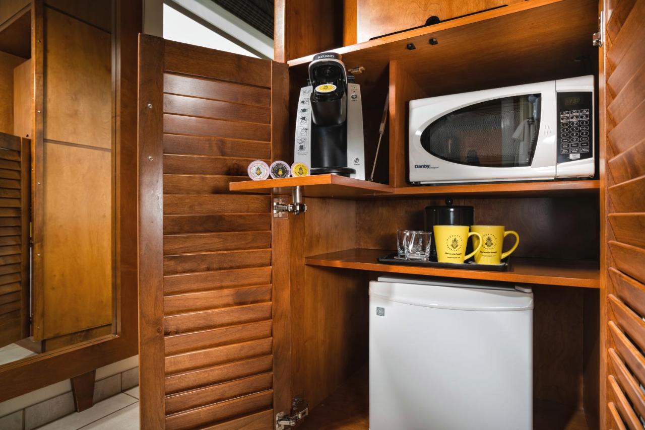 Studio Two Queen Mobility Accessible w/Roll-in Shower & Communication Features at Staypineapple, Watertown Hotel, University District Seattle