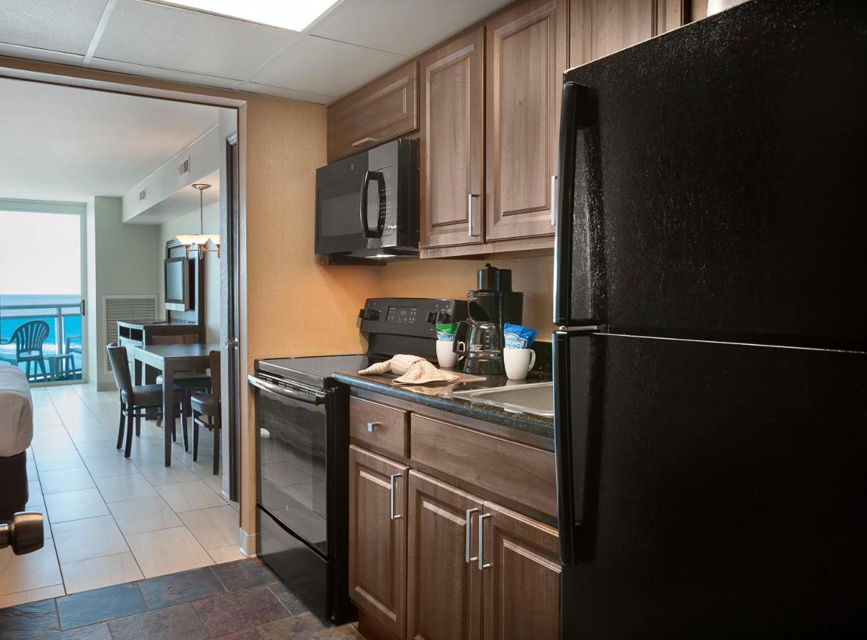 Oceanfront Suite at Captain's Quarters Resort