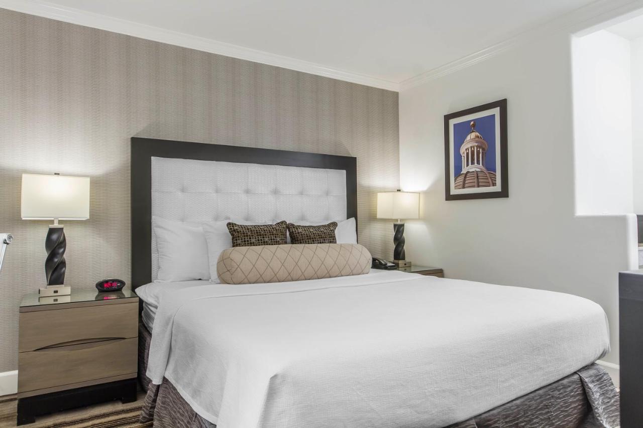 King Room at Inn Off Capitol Park, an Ascend Collection Hotel