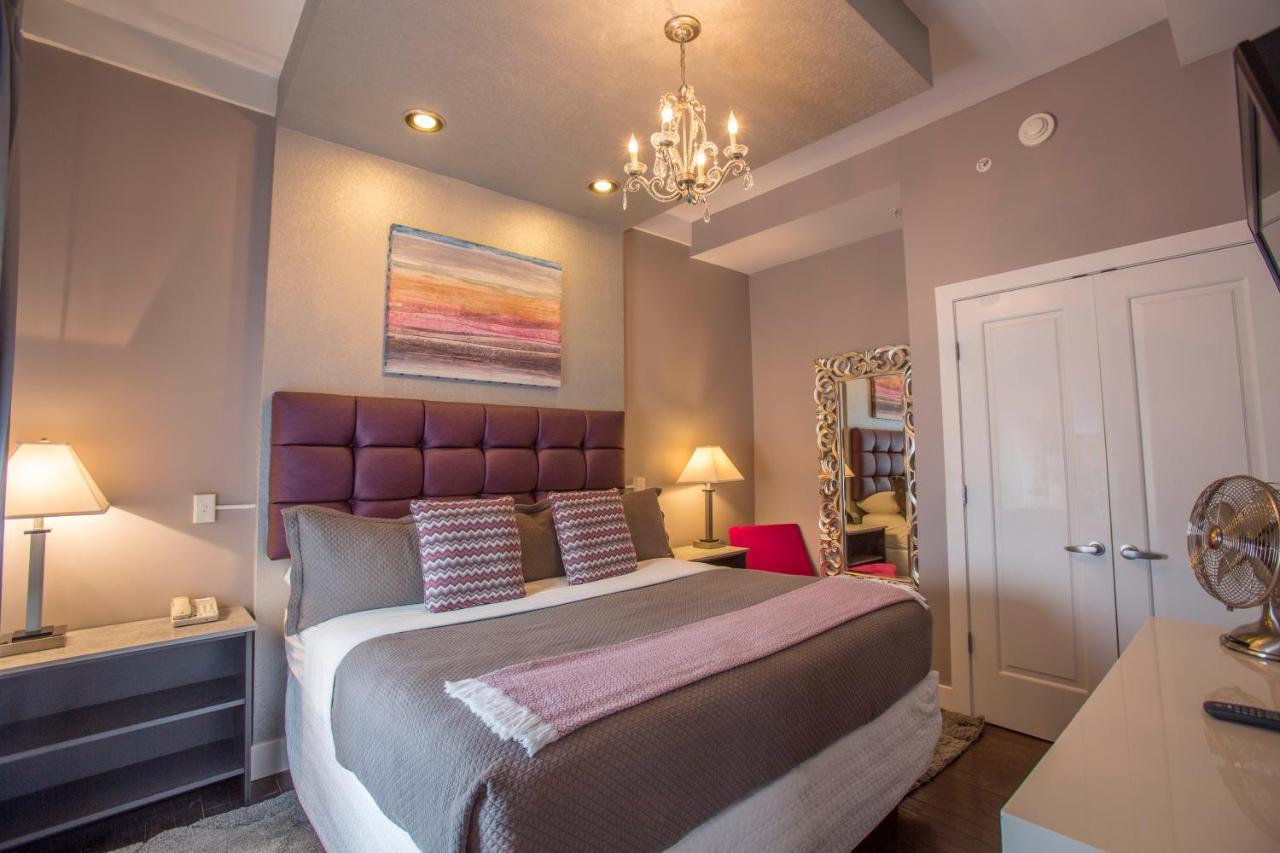 King Suite at The Historic Gould Hotel Seneca Falls, an Ascend Collection Hotel