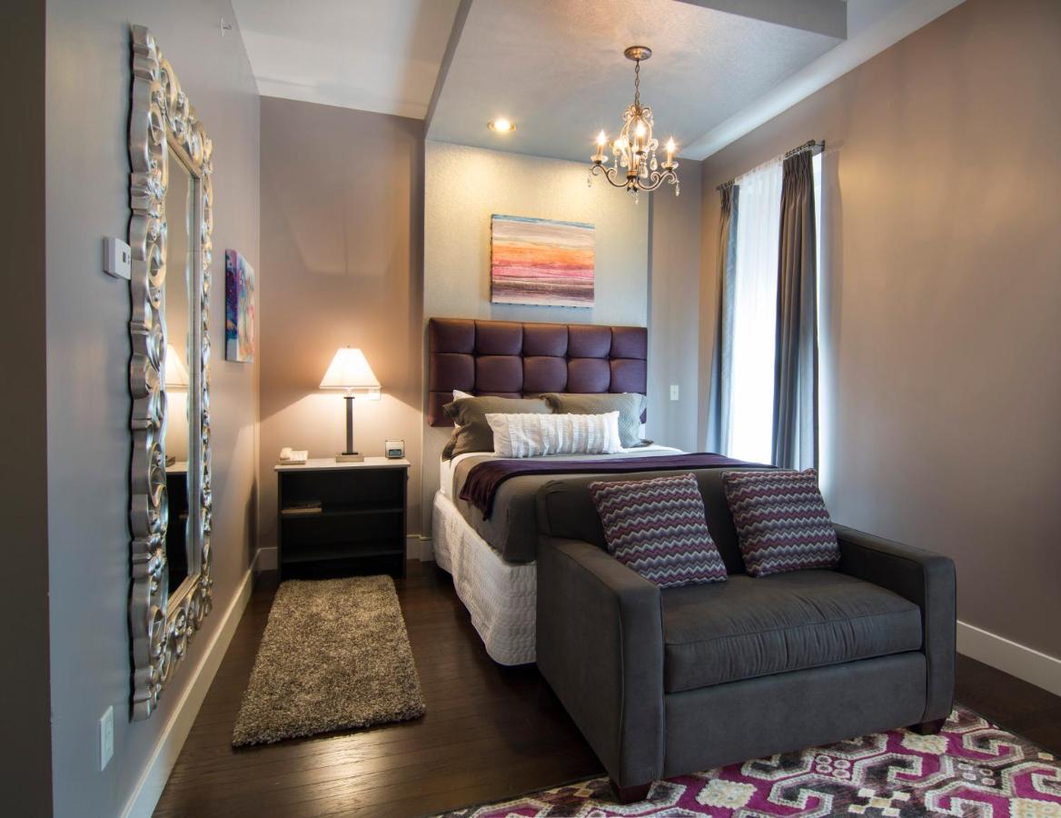 Deluxe Queen Room at The Historic Gould Hotel Seneca Falls, an Ascend Collection Hotel