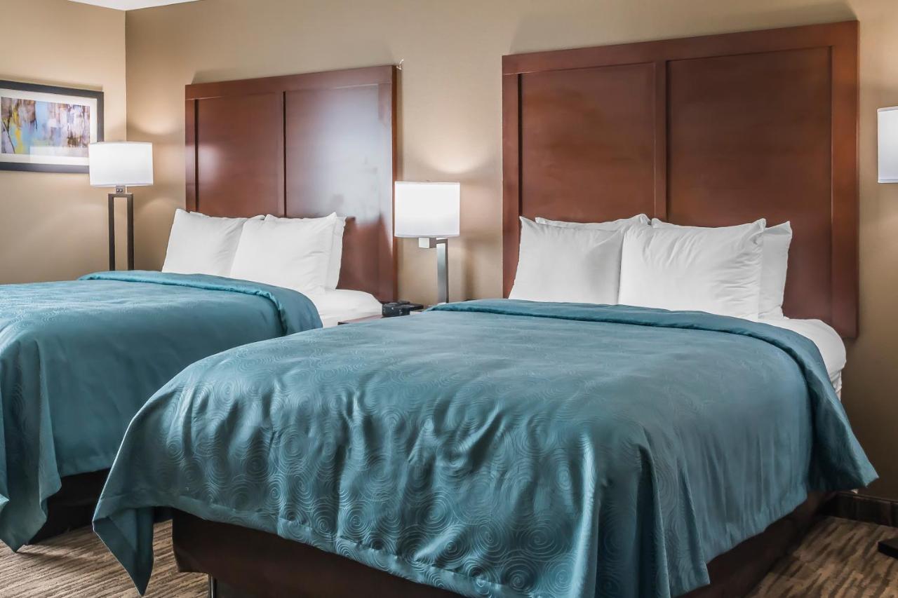 Queen Suite with Two Queen Beds and Sofa Bed at MainStay Suites Edinburg South