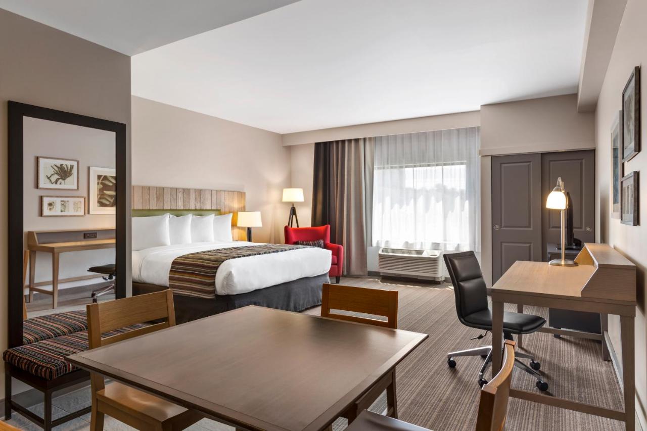King Studio Suite - Disability Access at Country Inn & Suites by Radisson, Smithfield-Selma, NC