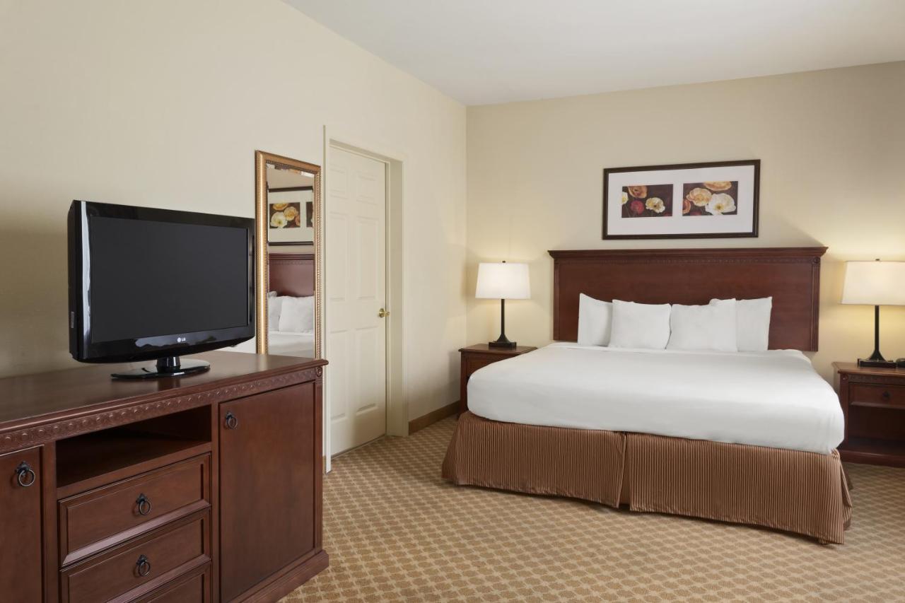 King Room - Non-Smoking at Country Inn & Suites by Radisson, Saraland, AL