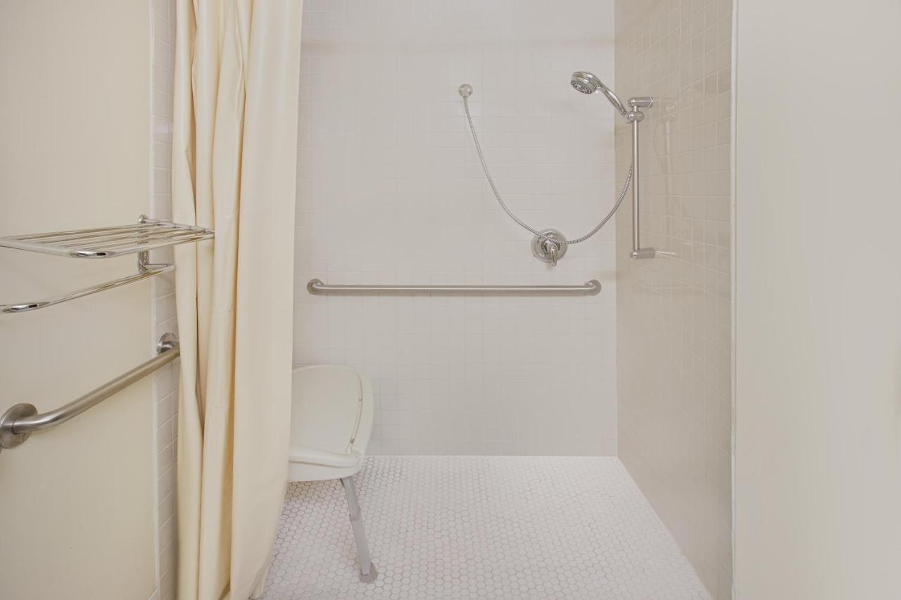 Queen Room with Two Queen Beds - Mobility Access/Non-Smoking at Microtel Inn & Suites by Wyndham Holland