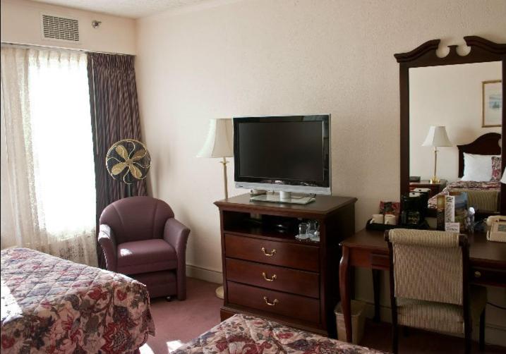 Standard Double Room with Two Double Beds at Historic Anchorage Hotel
