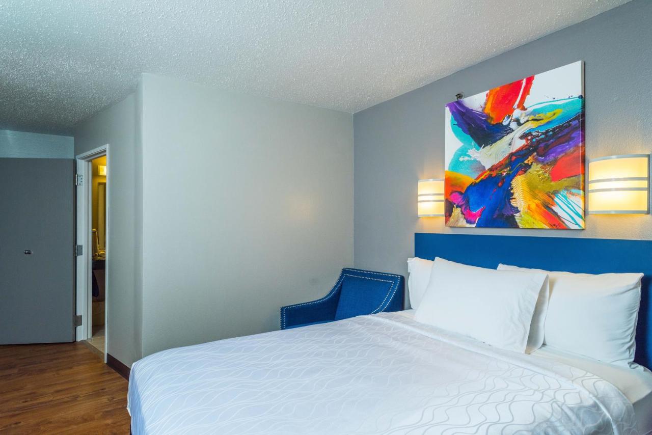 Standard King Room - Non Smoking at Studio Z, an Ascend Collection Hotel