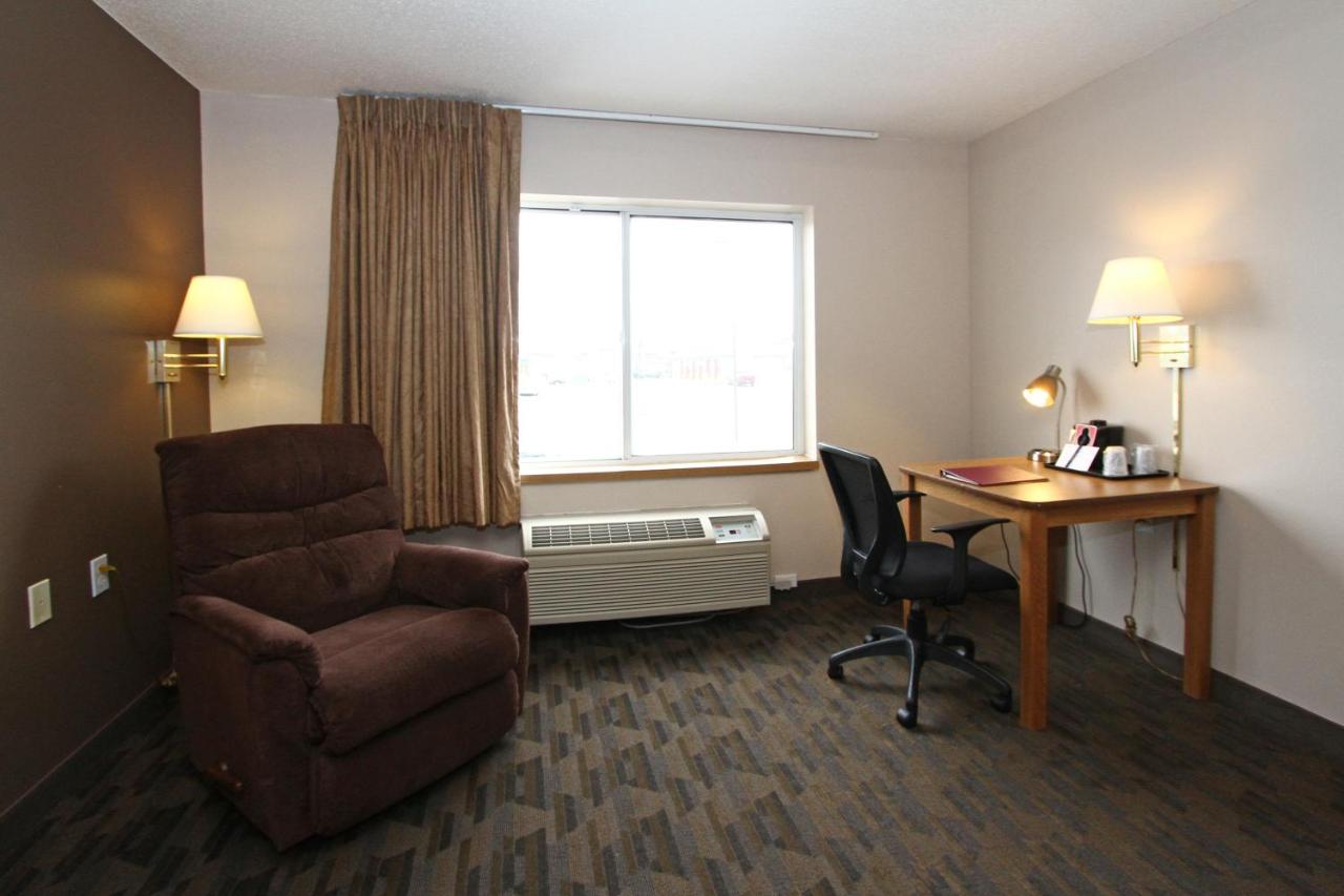 King Suite at New Victorian Suites