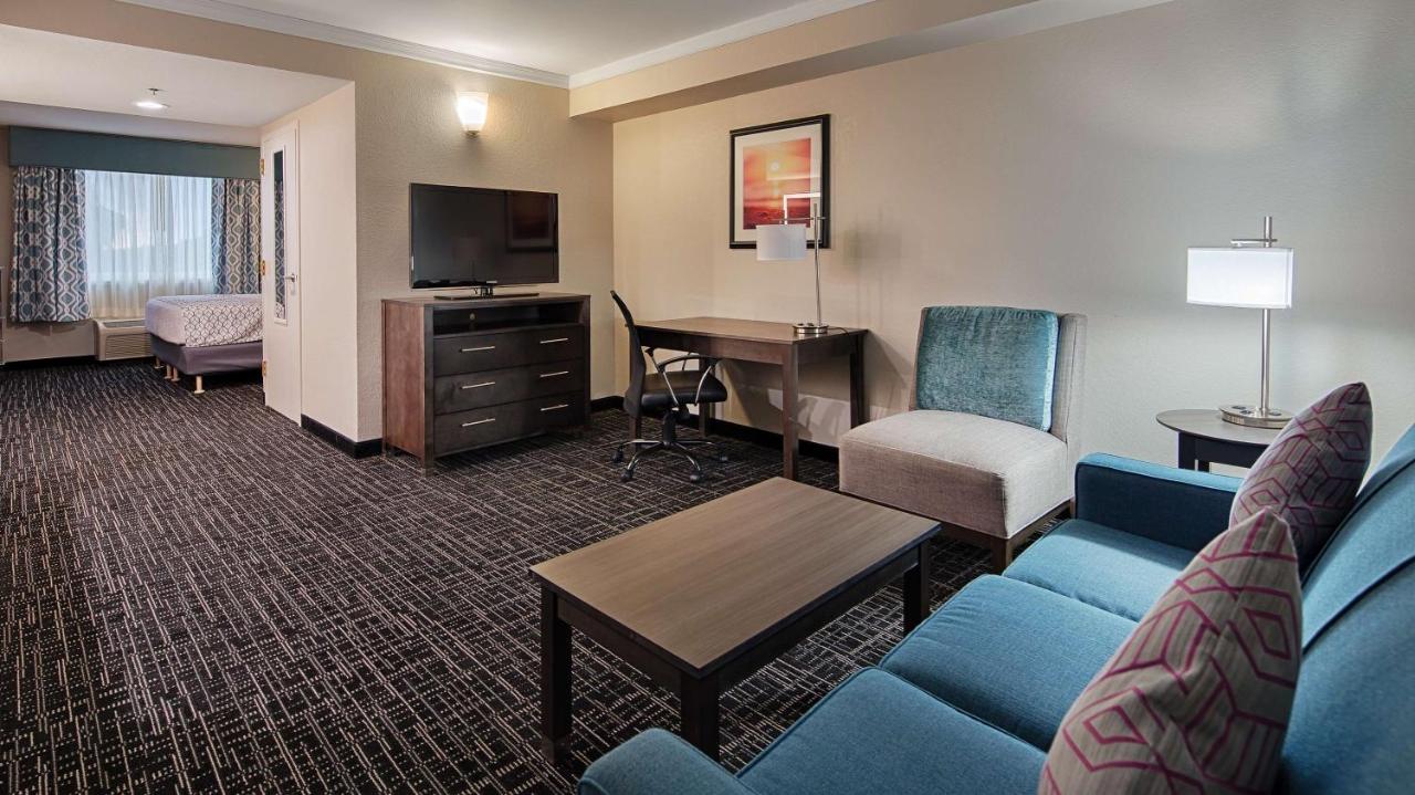 Queen Suite - Non-Smoking at Best Western Fort Myers Inn & Suites
