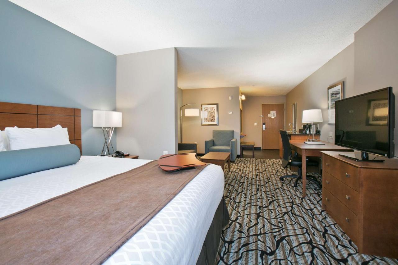 Two Bedroom King Suite at Best Western Plus Blaine at the National Sports Center