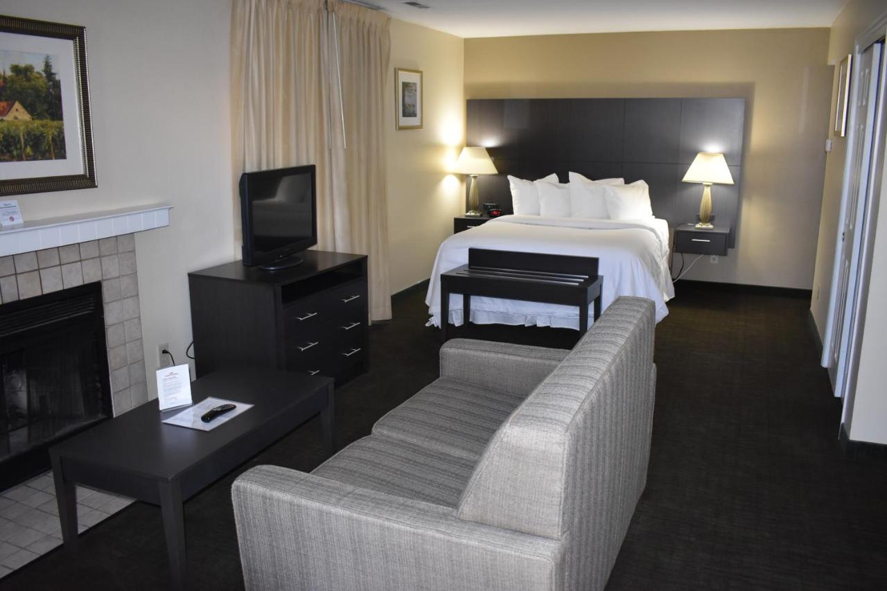 Queen Studio Suite - Mobility Access/Non-Smoking at Hawthorn Suites by Wyndham Miamisburg/Dayton Mall South