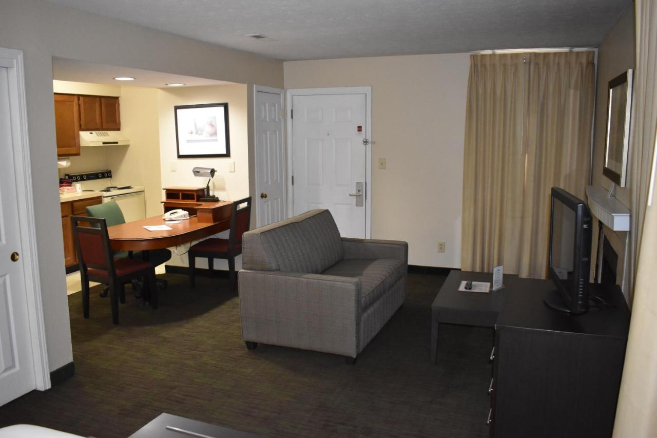 Queen Studio Suite - Non-Smoking at Hawthorn Suites by Wyndham Miamisburg/Dayton Mall South