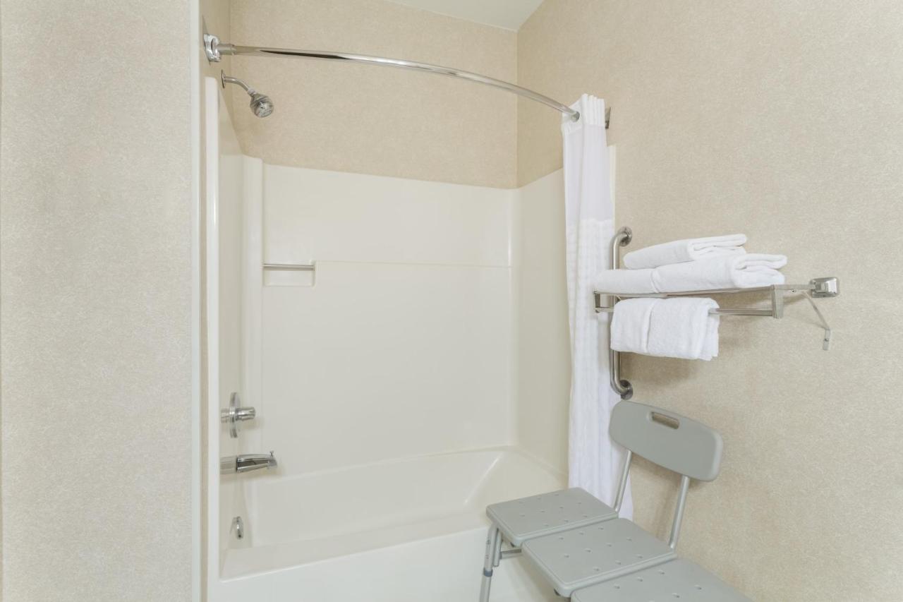 Queen Room - Accessible/Non-Smoking at Baymont by Wyndham Billings