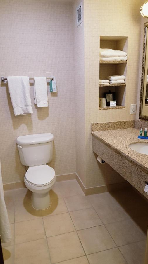 Room Selected at Check-In at Holiday Inn Express Hotel & Suites Twin Falls by IHG