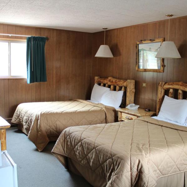 Deluxe King Room at Georgetown Mountain Inn