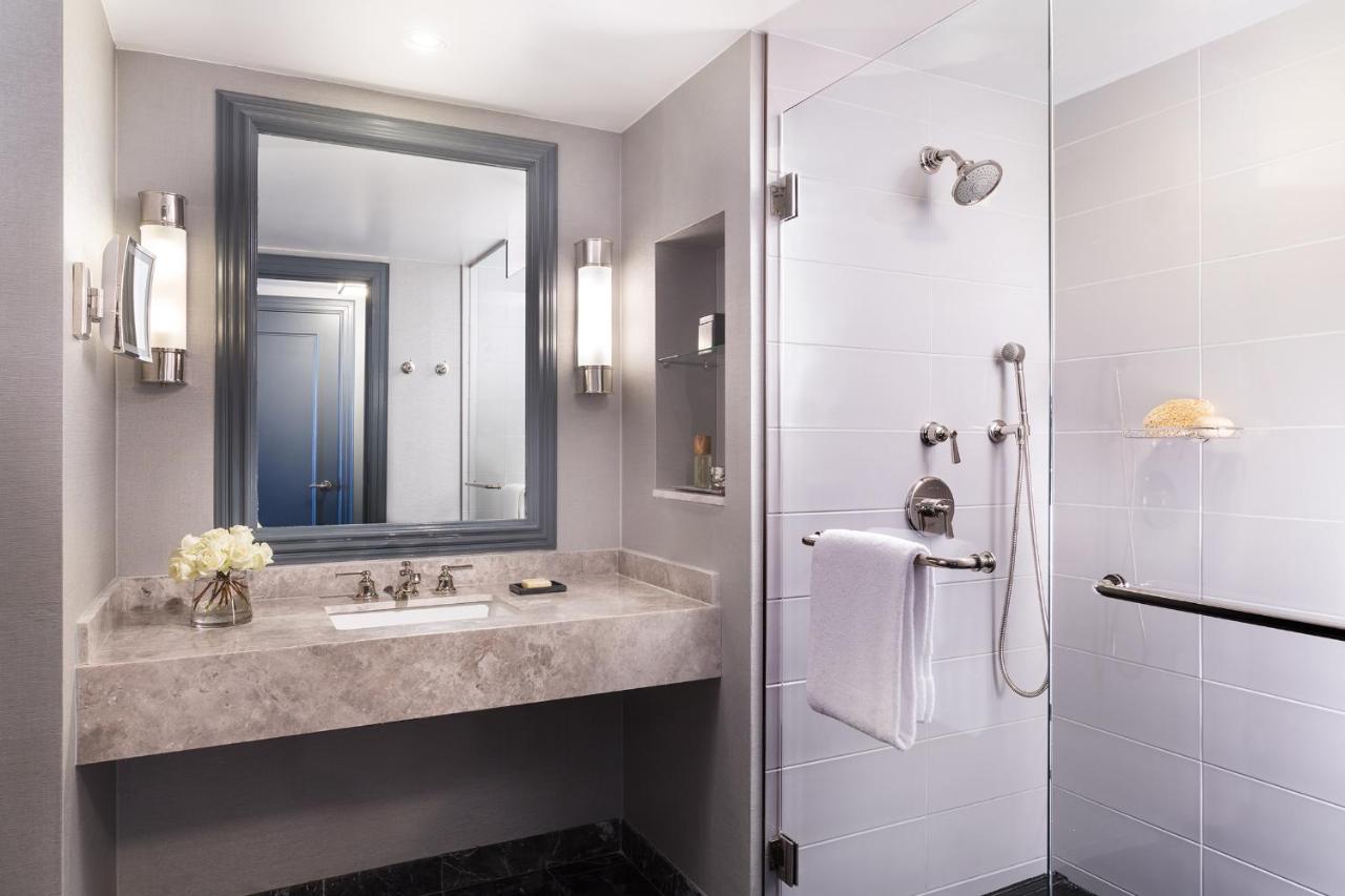 Midtown King Suite at Four Seasons Hotel Atlanta