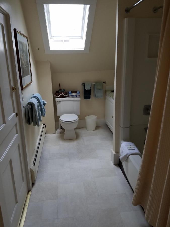 King Room at 1860 House Inn and Vacation Rental Home