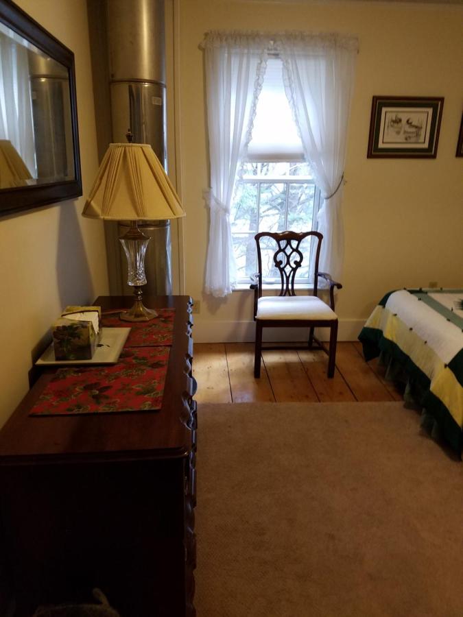 Standard King Room at 1860 House Inn and Vacation Rental Home