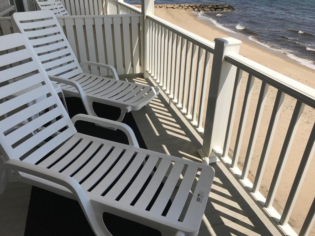 | Three Seasons Resort