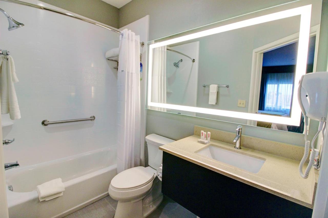 Studio Suite Two Queen beds Non Smoking at Days Inn & Suites by Wyndham Port Arthur