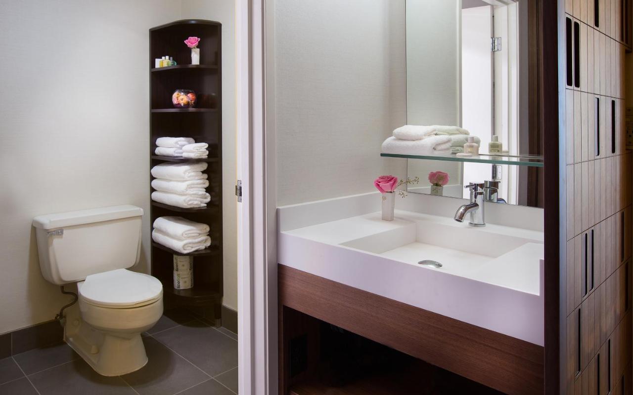 Coast Premium Two Doubles at Hotel 116, A Coast Hotel Bellevue