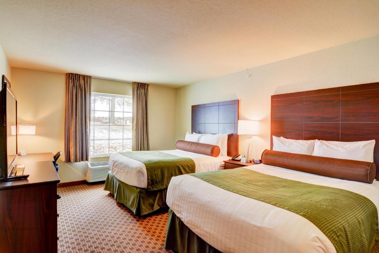Double Room - Disability Access at Cobblestone Hotel & Suites - Punxsutawney